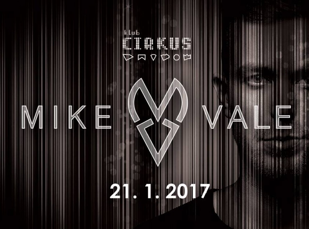 MIKE VALE at Circus